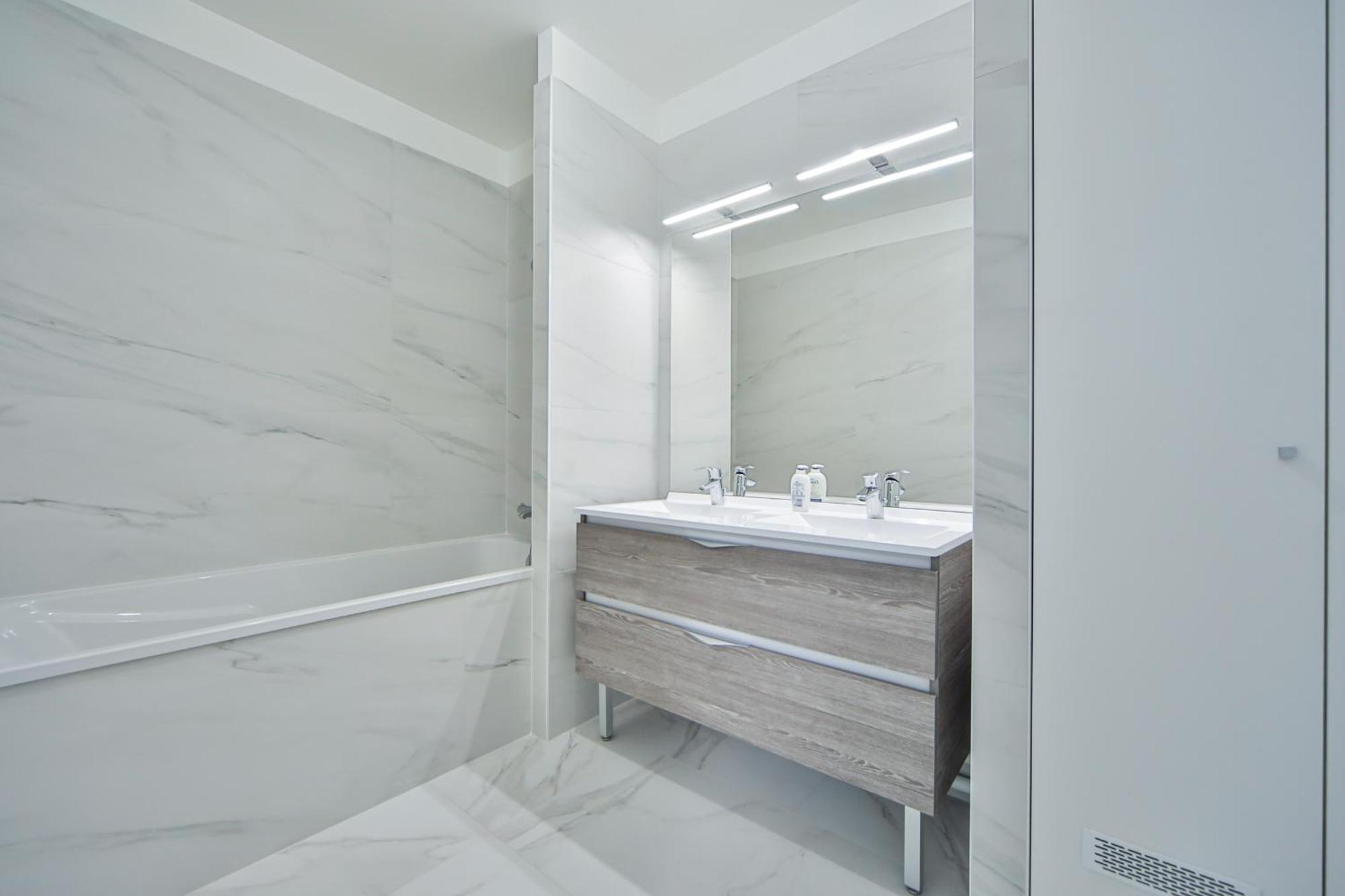 Blue Nights Appartements 69 Chennevieres-sur-Marne Номер фото